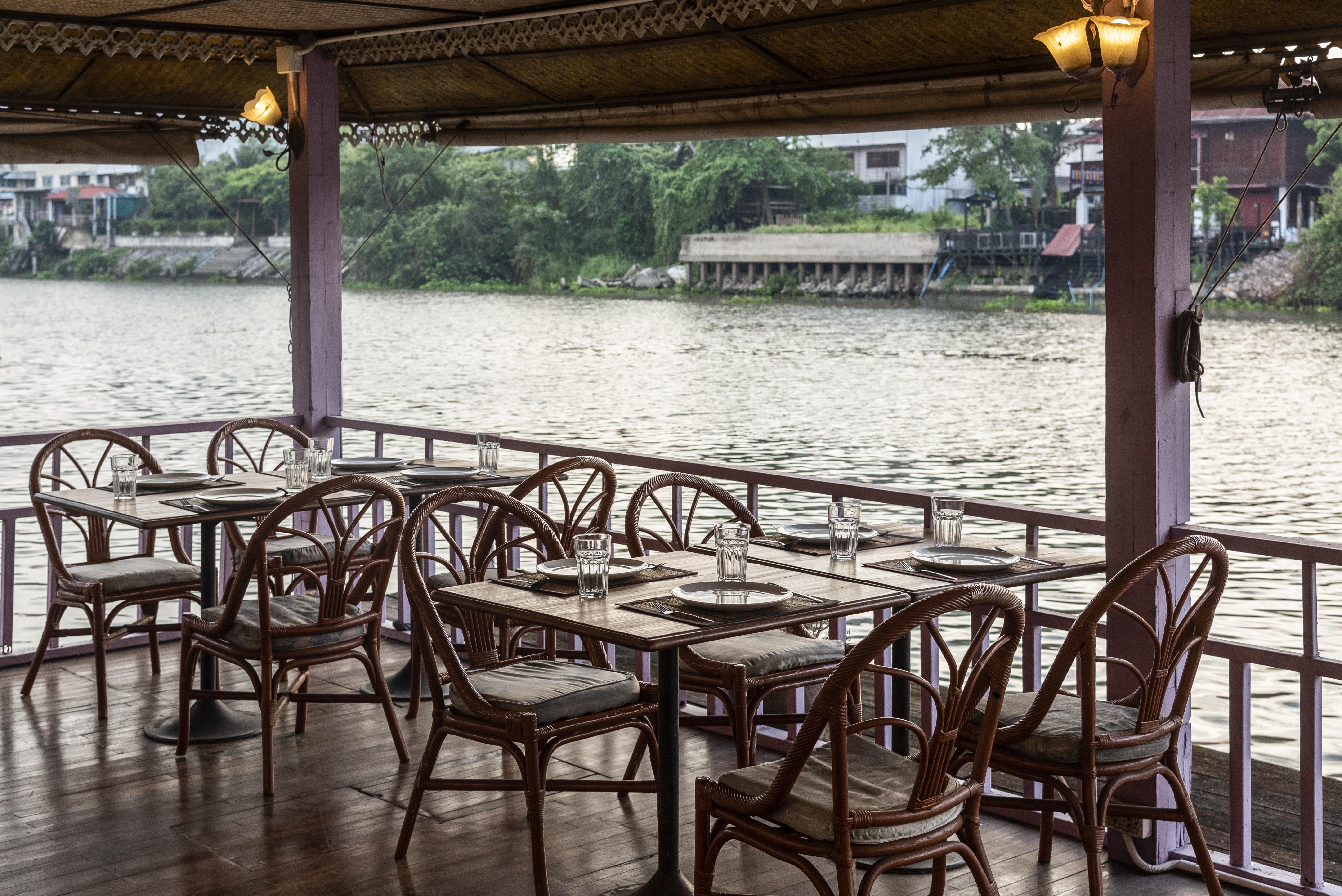 Ayothaya Riverside Hotel Пра Након Си Аютая Екстериор снимка