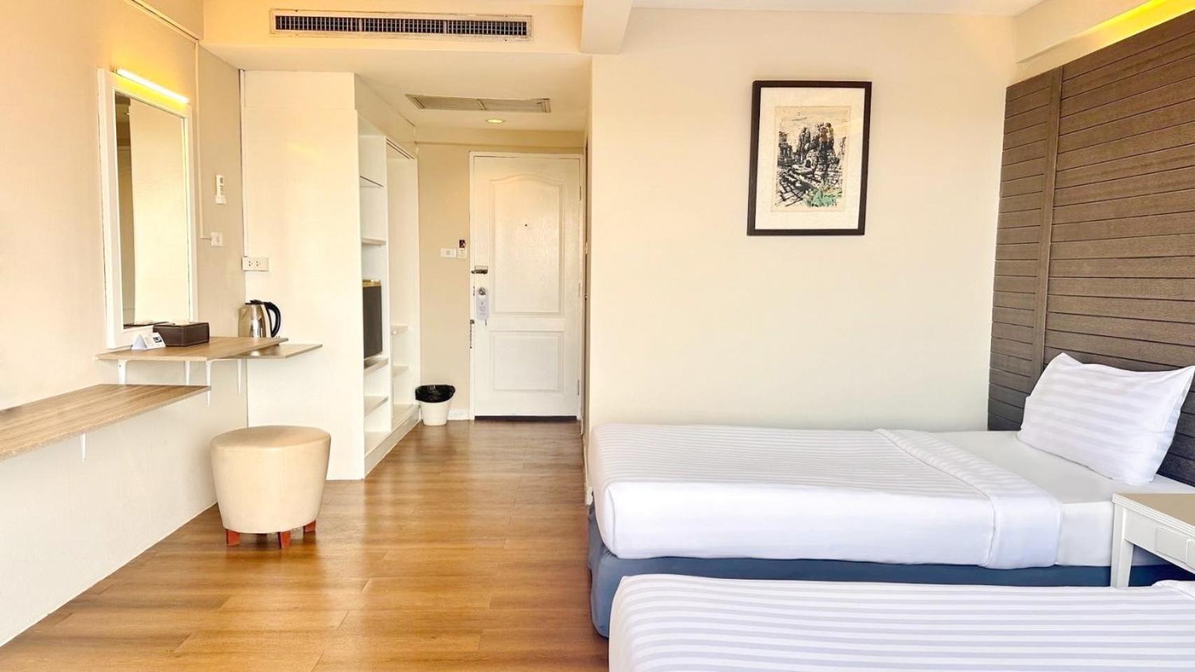 Ayothaya Riverside Hotel Пра Након Си Аютая Екстериор снимка