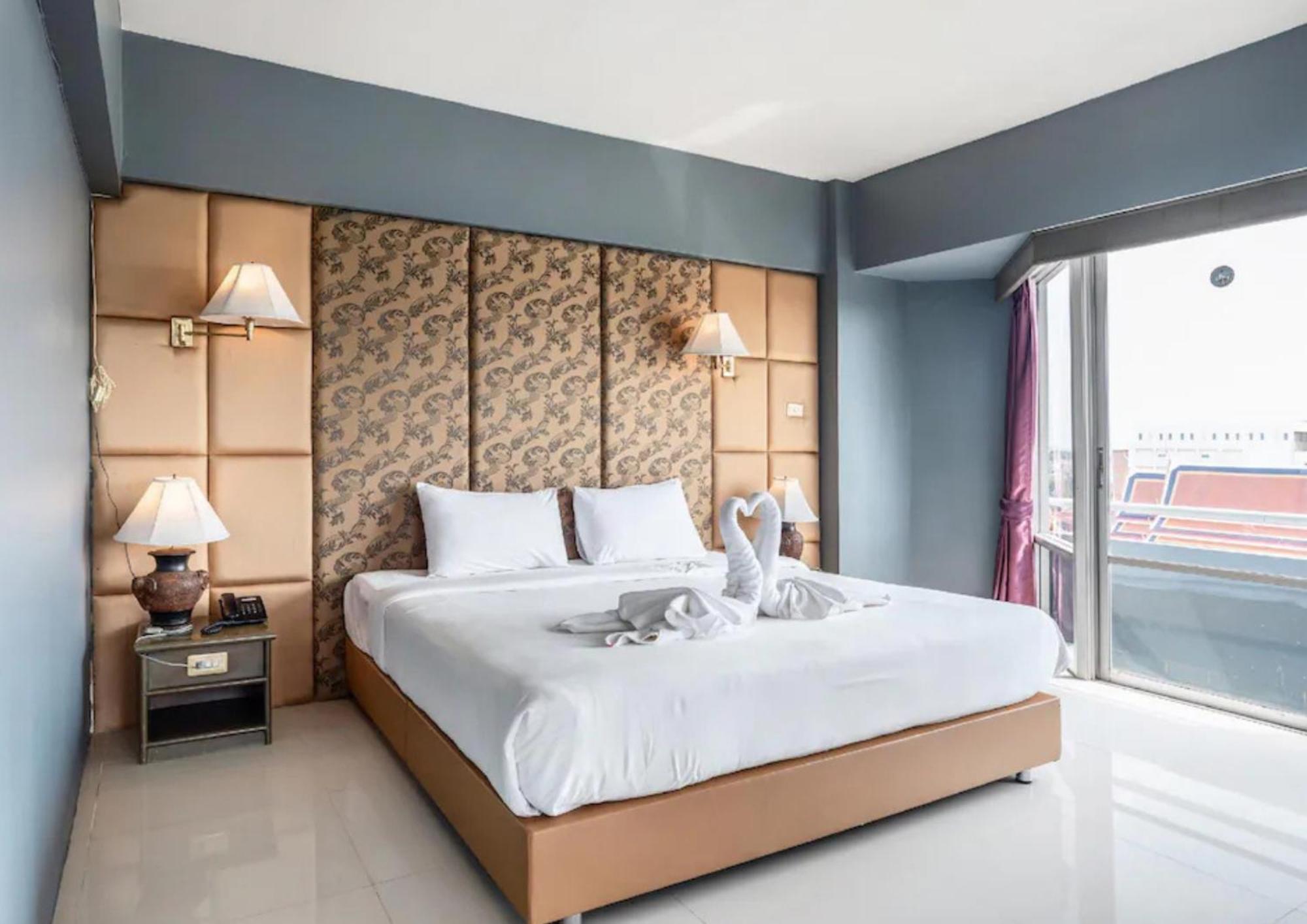 Ayothaya Riverside Hotel Пра Након Си Аютая Екстериор снимка